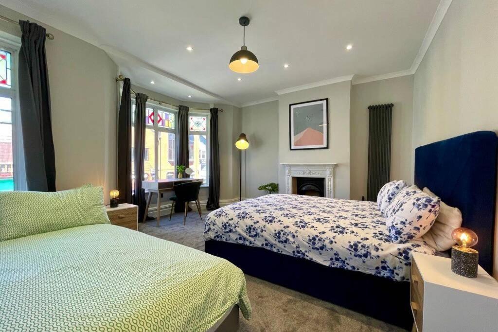 Large House Near Victoria Park For Groups, 10 Mins Bus To City Centre Cardiff Eksteriør billede